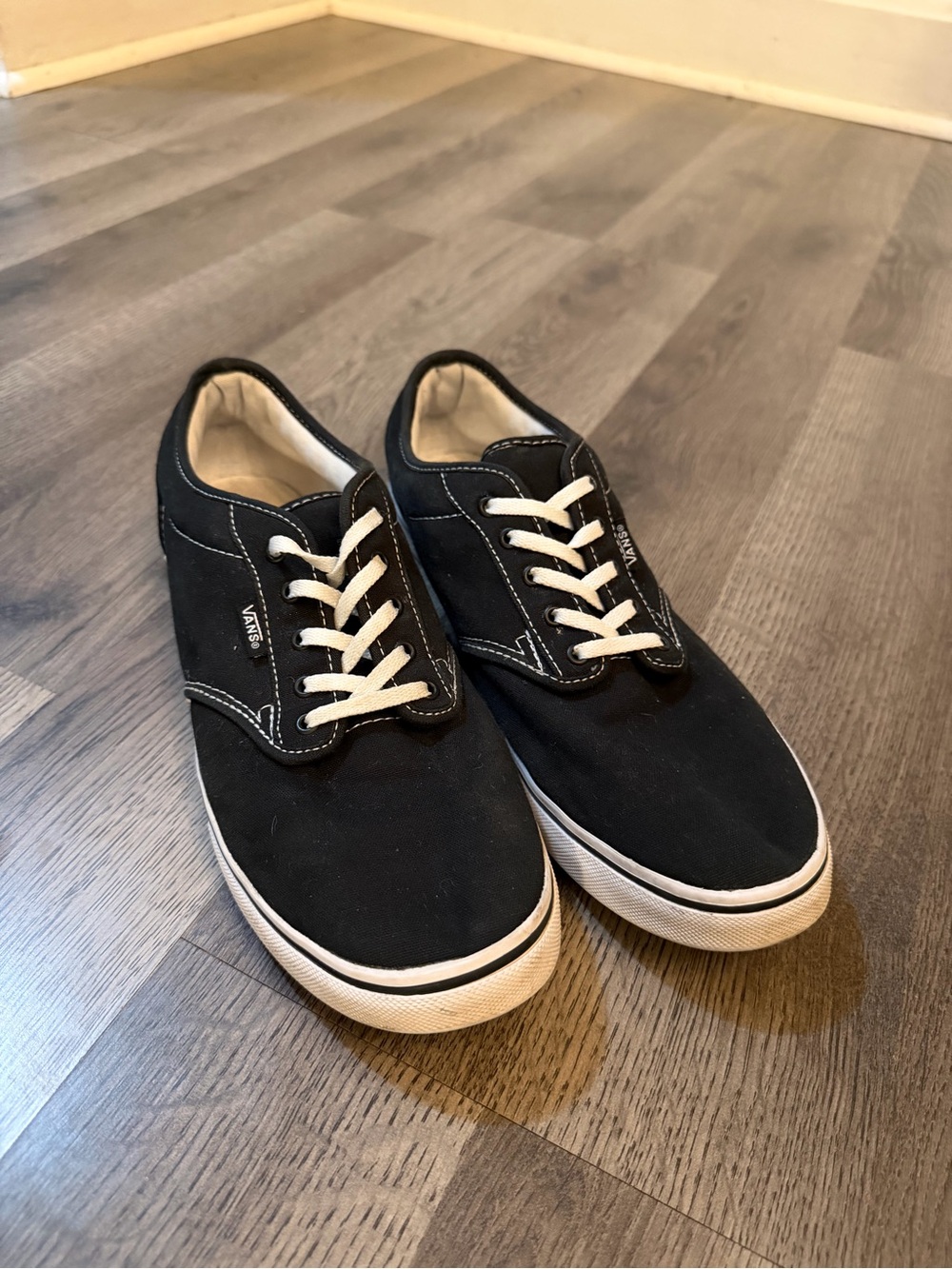 Vans Atwood Low Canvas Black White Skateboarding Sneakers Size 10